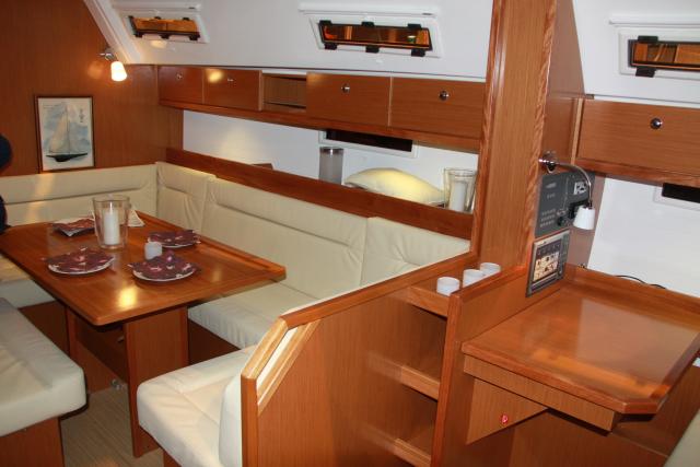 Bavaria 40 Cruiser - Photo 4