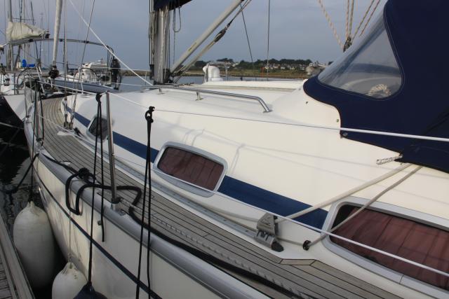 Bavaria 42 Cruiser - Photo 4