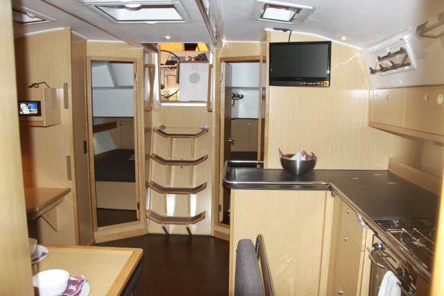 Bavaria 45 Cruiser - Photo 4