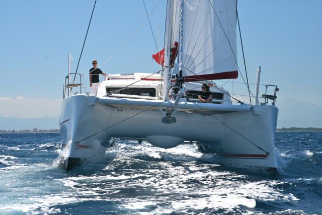 Catana 42 - Photo 2