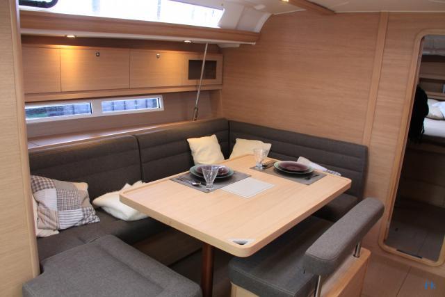 Dufour 410 Grand Large - Photo 3