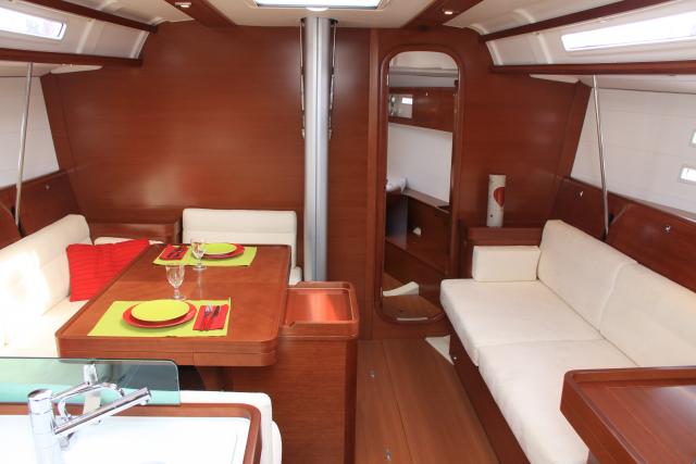 Dufour 45E - Photo 4