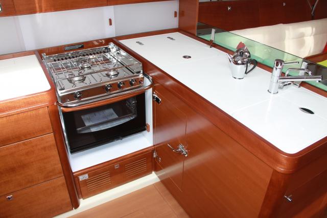 Dufour 45E - Photo 6