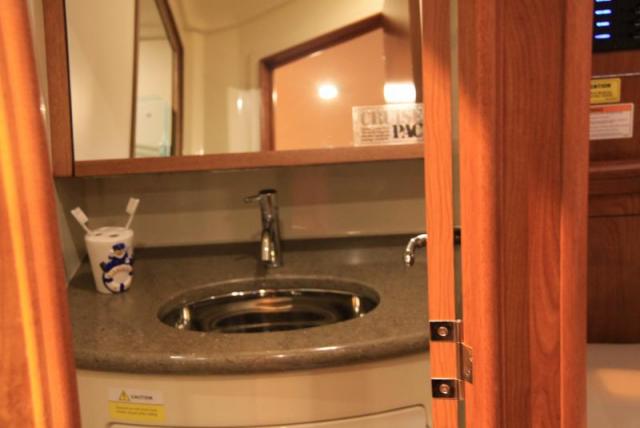 Hunter 39 - Photo 10