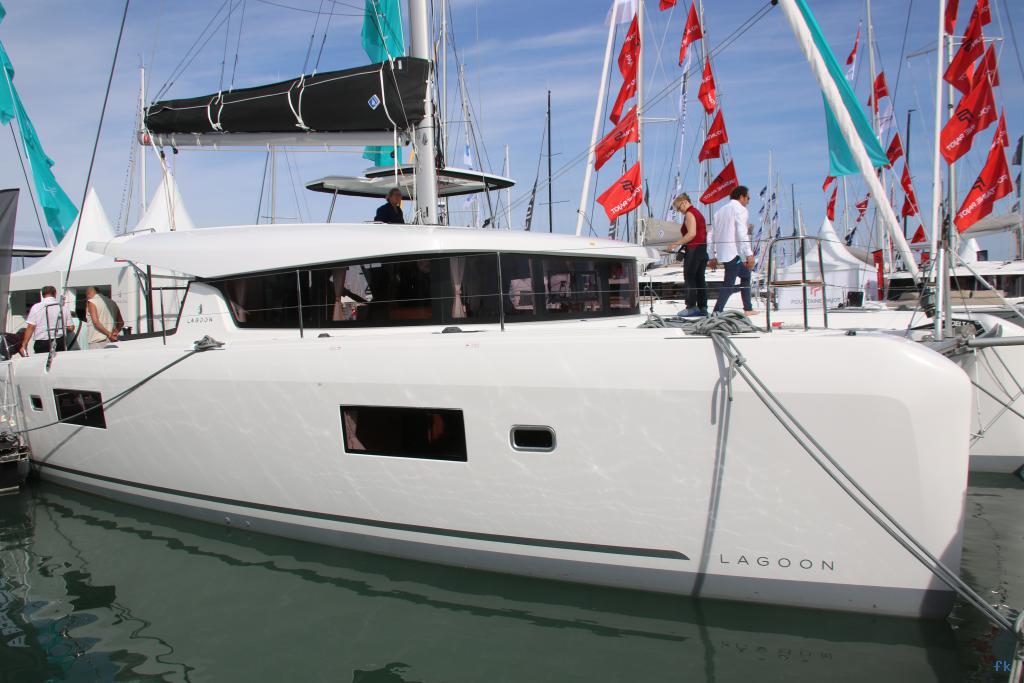 Lagoon 42