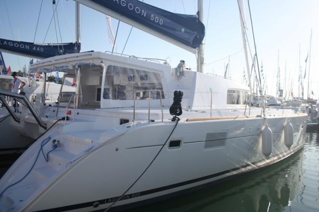 Lagoon 500 - Photo 1