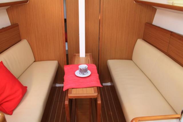 Sun Odyssey 30i - Photo 9