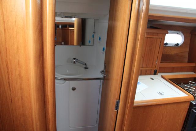 Sun Odyssey 34.2 - Photo 11