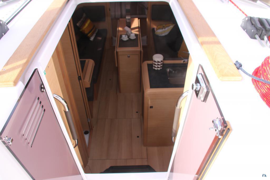 Sun Odyssey 349 - Photo 9