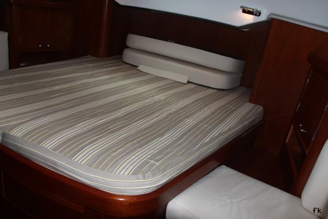 Sun Odyssey 39i - Photo 14