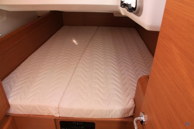 Sun Odyssey 409 - Photo 15