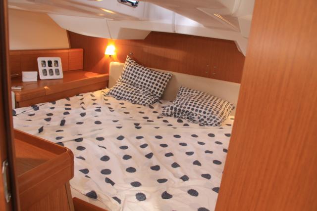 Sun Odyssey 42 DS - Photo 14