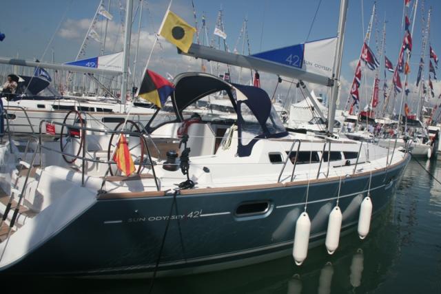 Sun Odyssey 42i - Photo 7