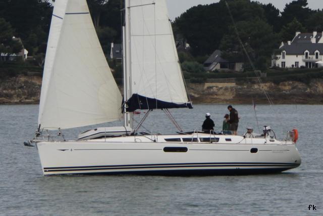 Sun Odyssey 44i - Photo 1